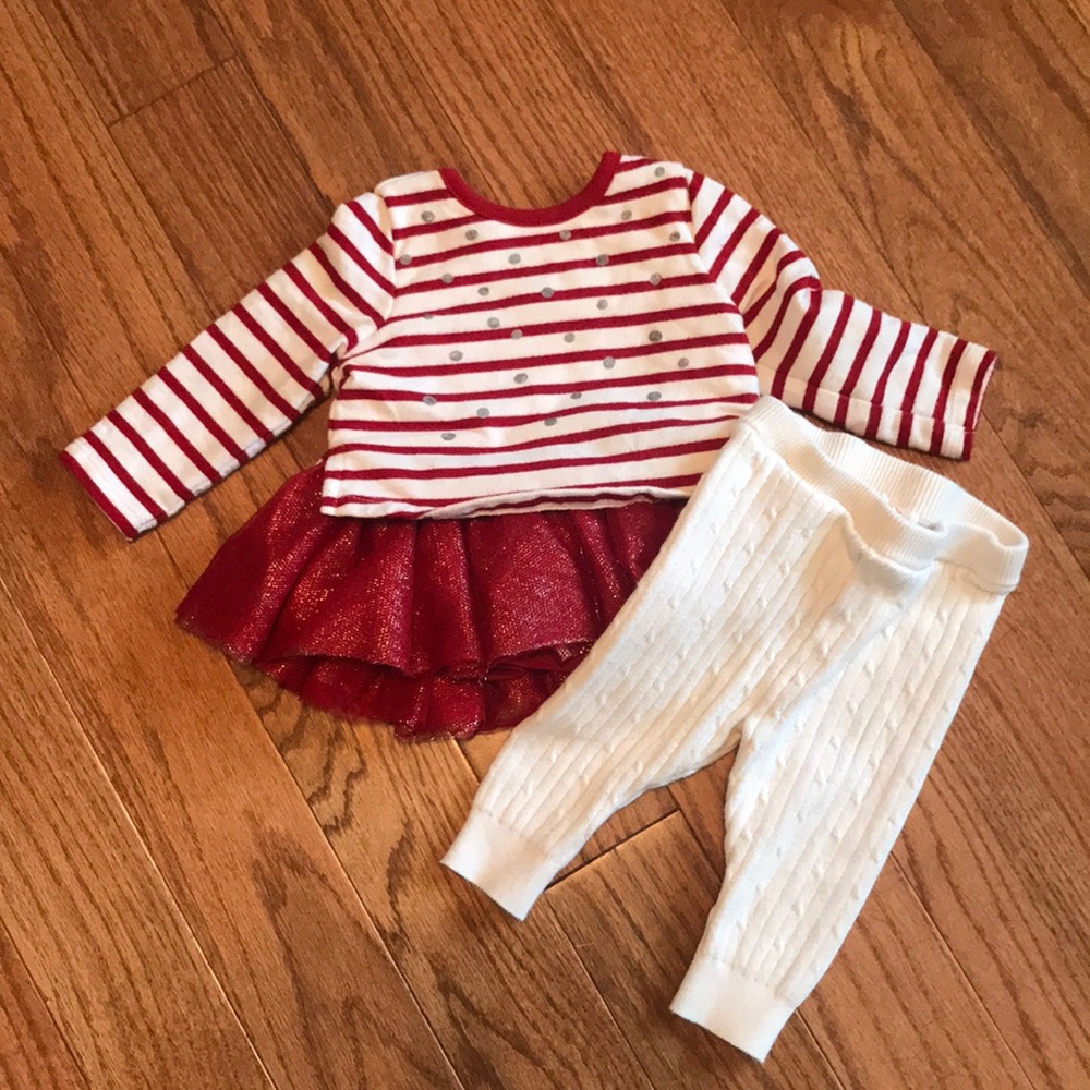 🤶🏼 Cute holiday outfit plus FREE pajamas